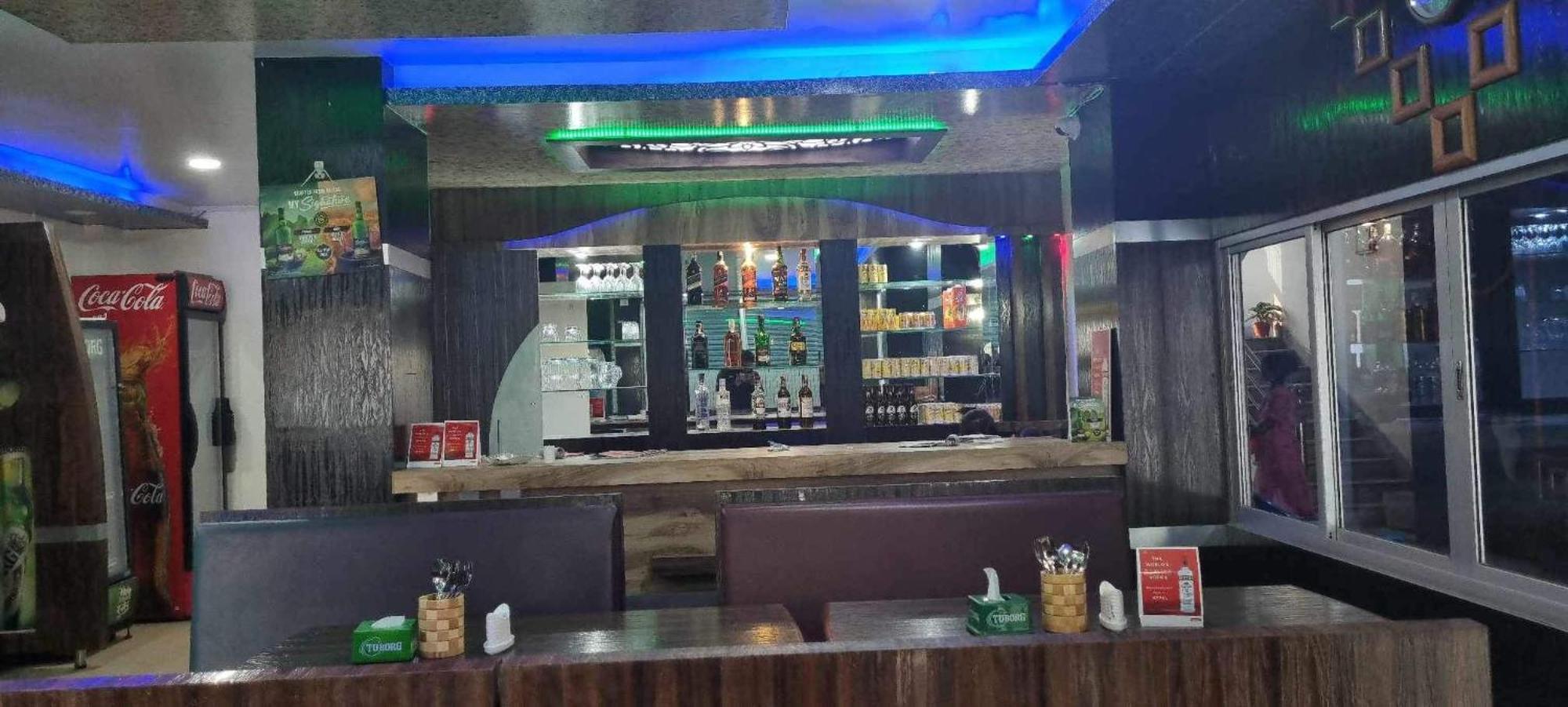 Hotel Samrat Inn Pvt Ltd Lahan Exterior photo